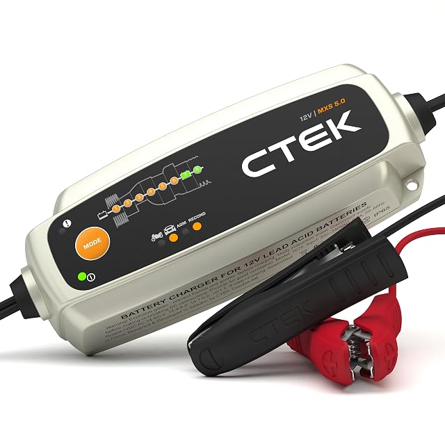 Chargeur de batterie CTEK MXS 5.0 avec ses pinces